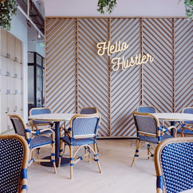 https://unsplash.com/photos/blue-and-brown-wooden-dining-table-and-chairs-inside-room-3KmWk2WC_Z0